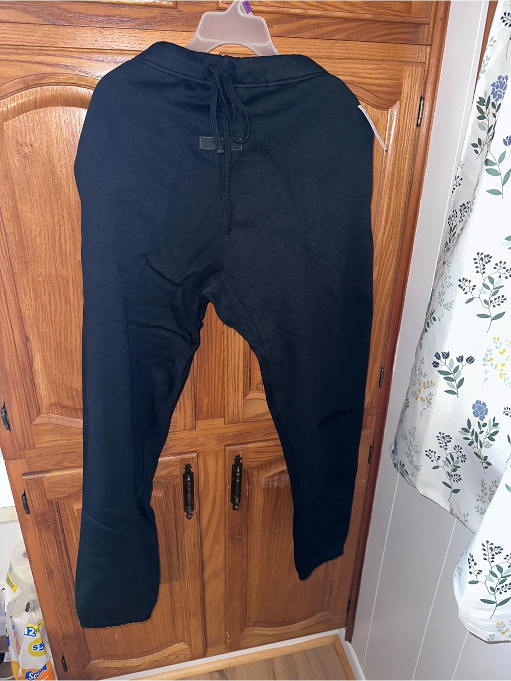 FEAR OF GOD ESSENTIALS Classic Fleece Sweatpant in Black  Size XL - Picture 2 of 7